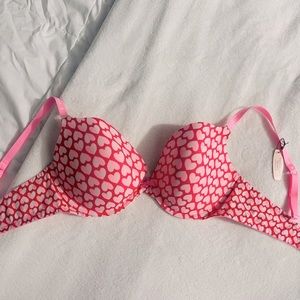 Brand New Victoria’s Secret Bra 38D